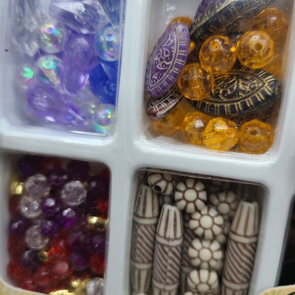 Disneys Pocahontas Journey To A New World Bead Kit - Picture 2 of 7